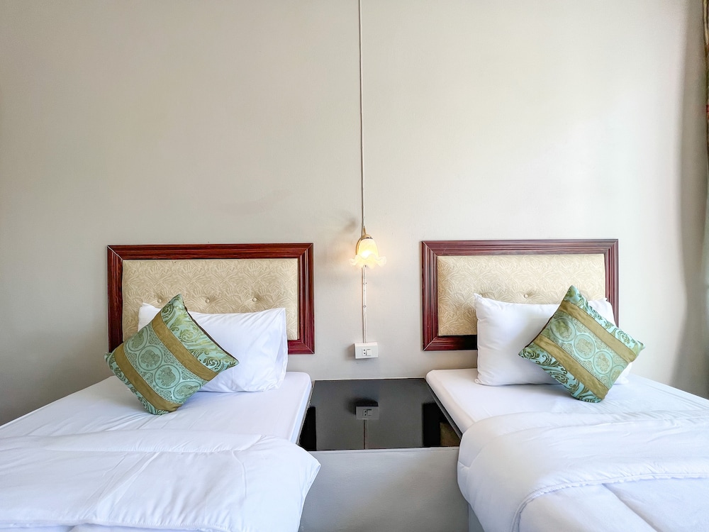 tris miracle kata beach side