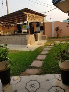 nana adus guesthouse