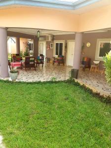 nana adus guesthouse