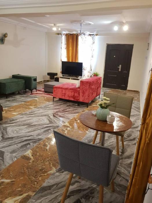 nana adus guesthouse