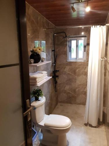nana adus guesthouse