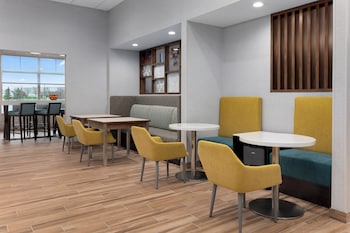 Hampton Inn Saline,Saline>>Lansing,3 star