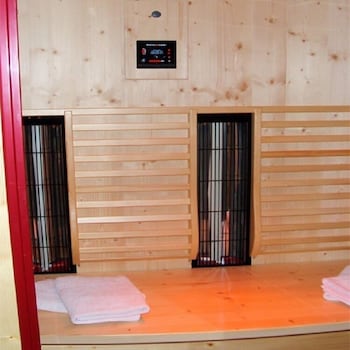 hotel and restaurant alpenrose