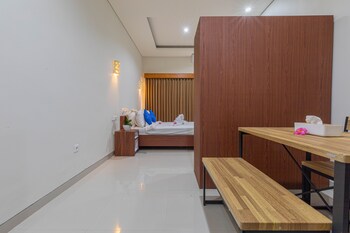 candra loka studio and apartment by the loka