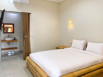 candra loka studio and apartment by the loka