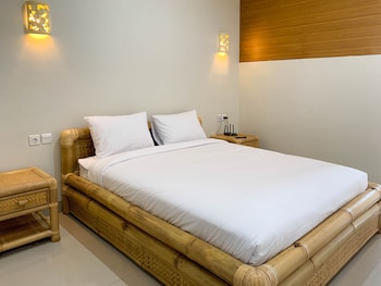 candra loka studio and apartment by the loka