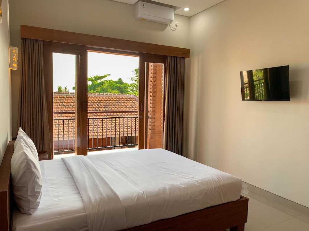 candra loka studio and apartment by the loka