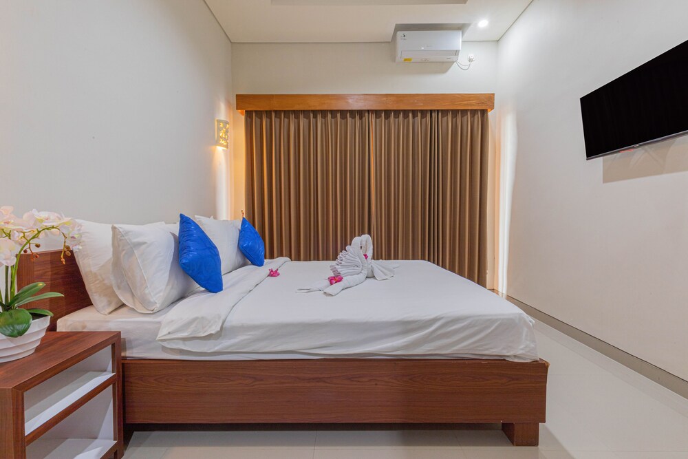 candra loka studio and apartment by the loka