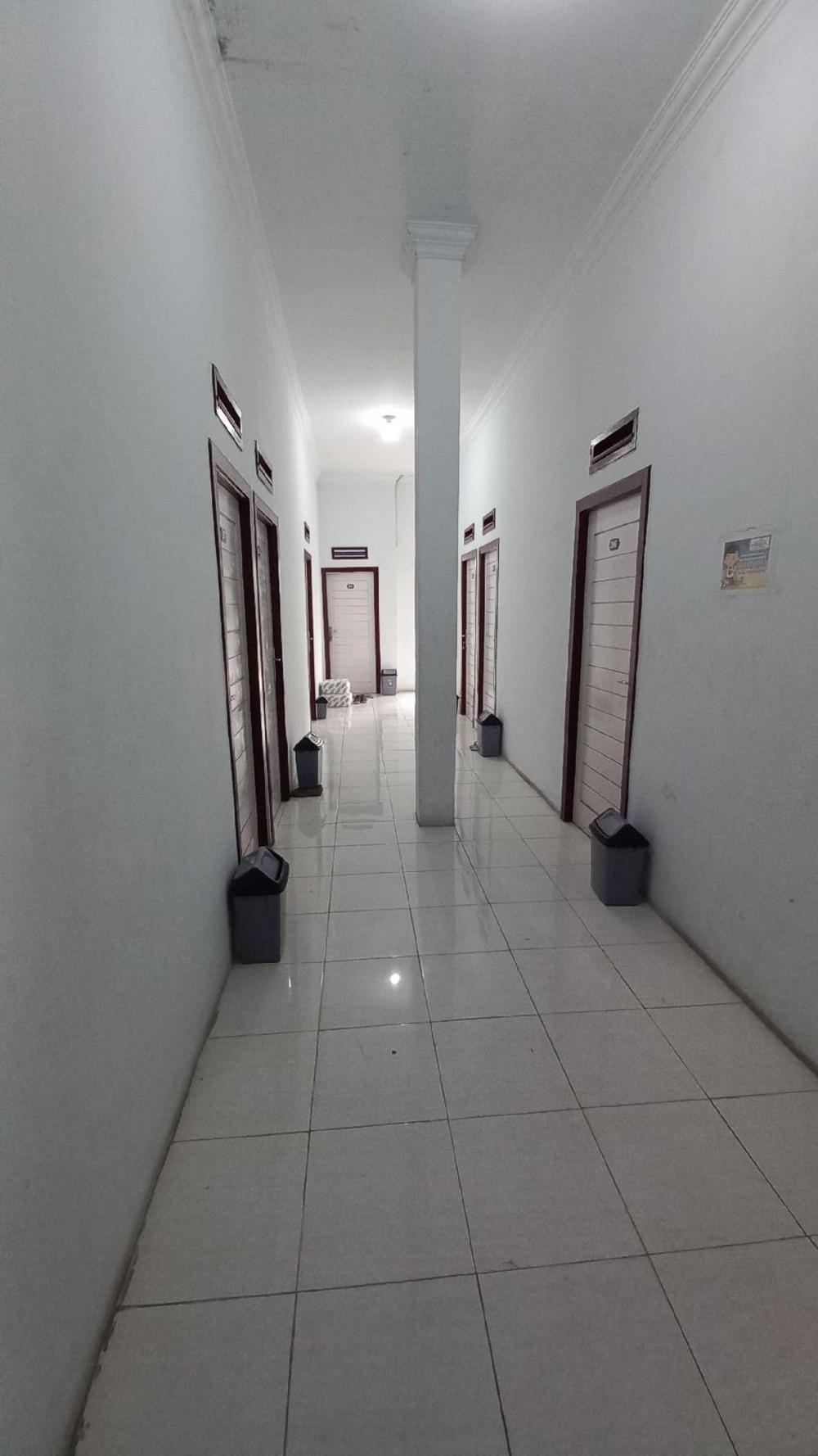 oyo 93206 penginapan budi syariah