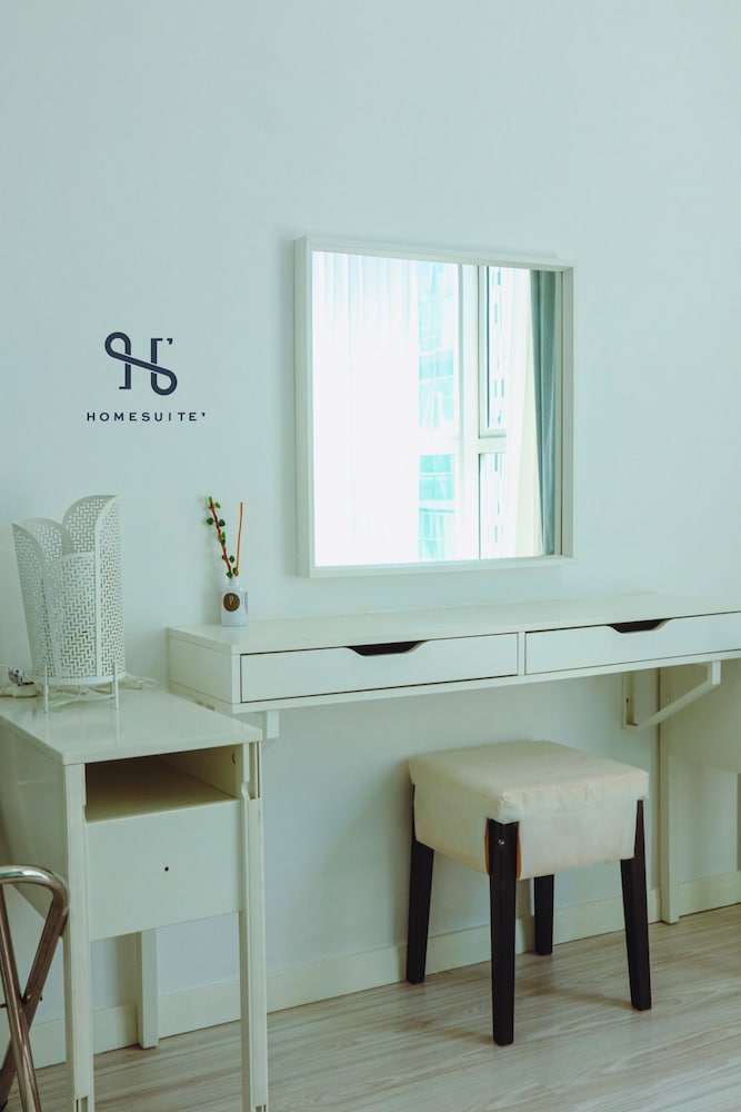 homesuite home at sutera avenue