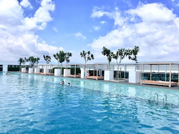 homesuite home at sutera avenue