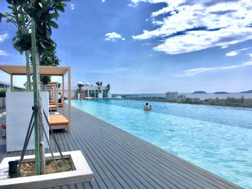 homesuite home at sutera avenue