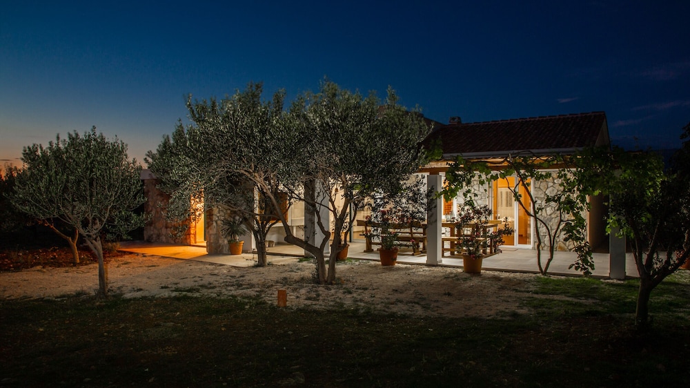 villa tina with private pool