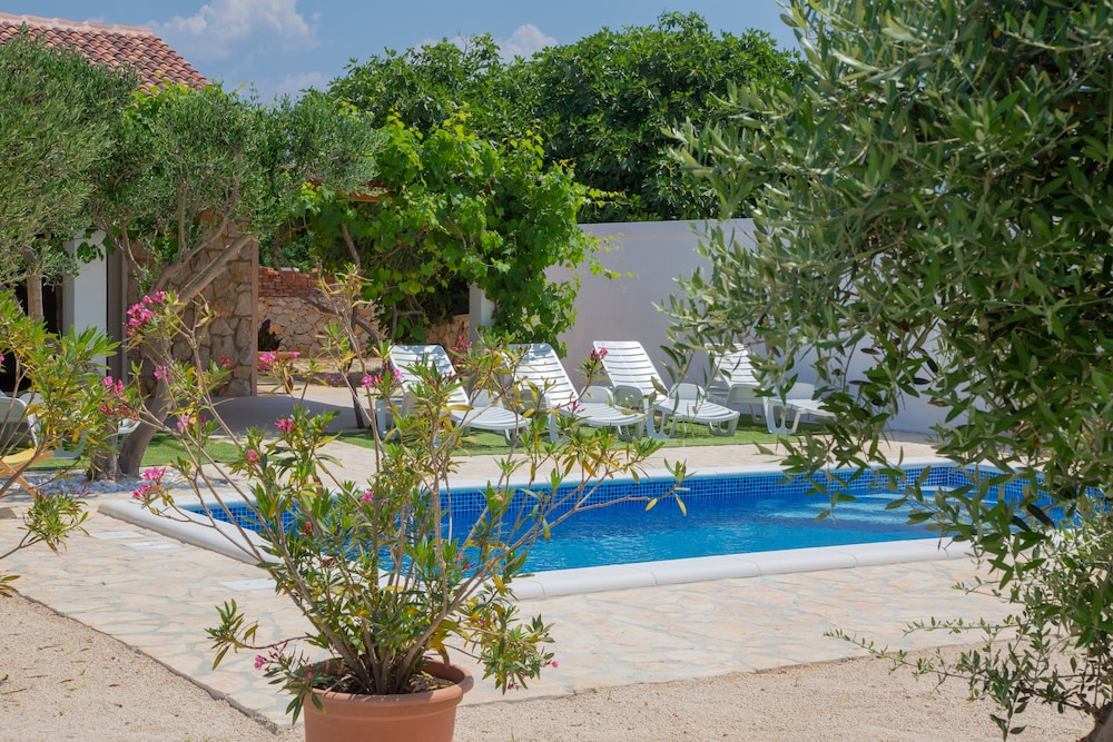 villa tina with private pool