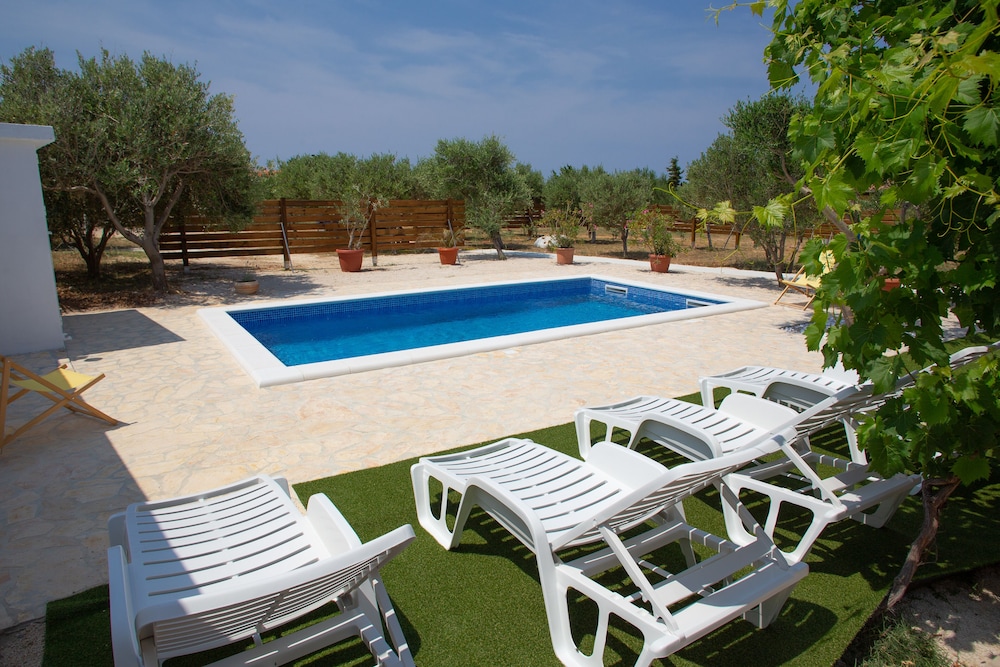 villa tina with private pool