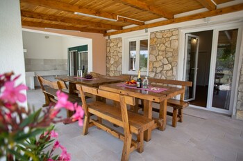 villa tina with private pool