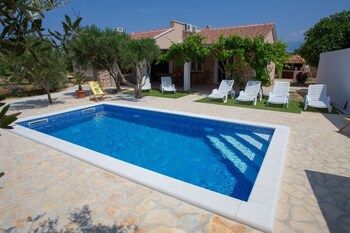 villa tina with private pool