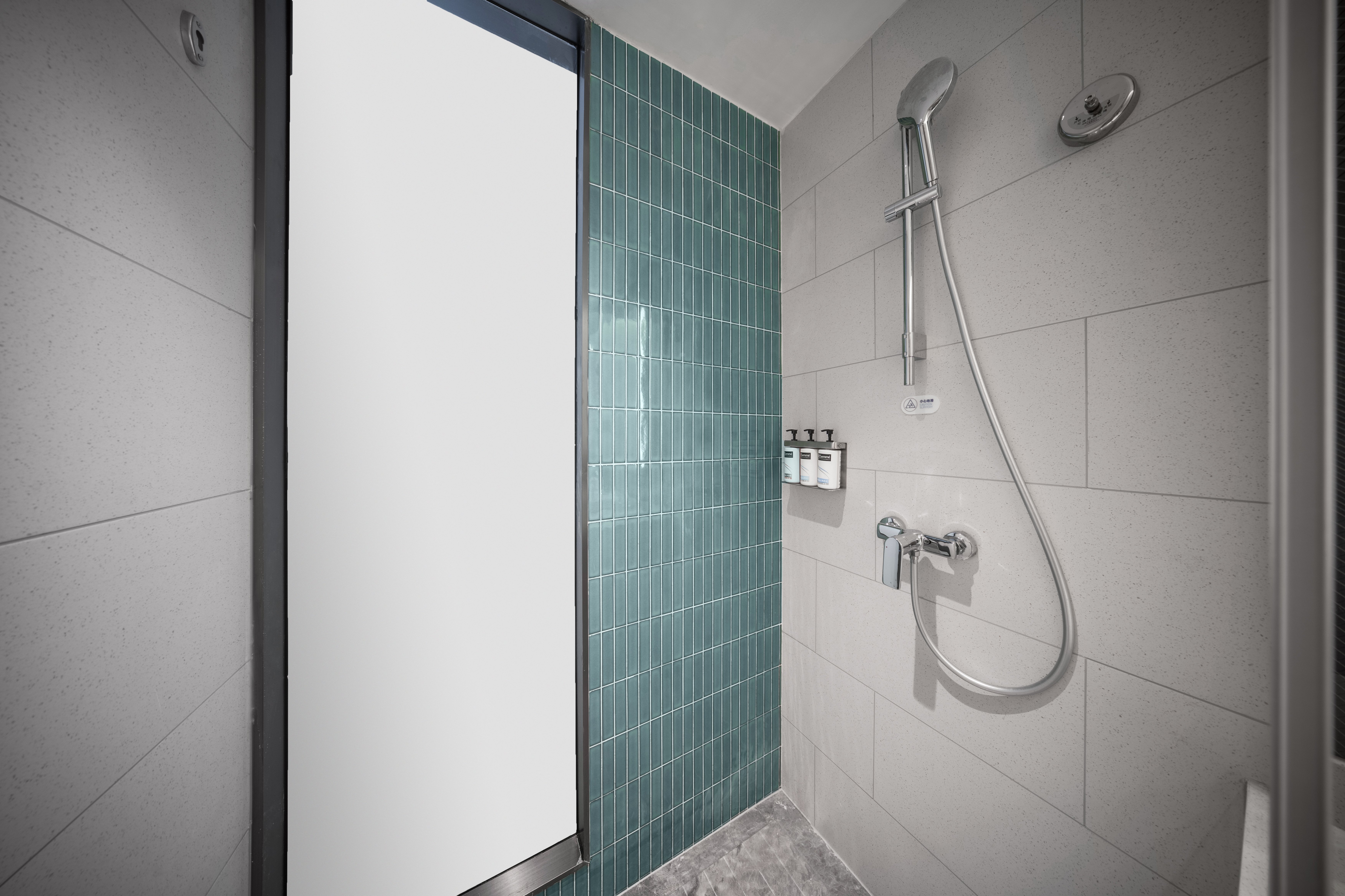 holiday inn express shanghai hongqiao linkong an ihg hotel
