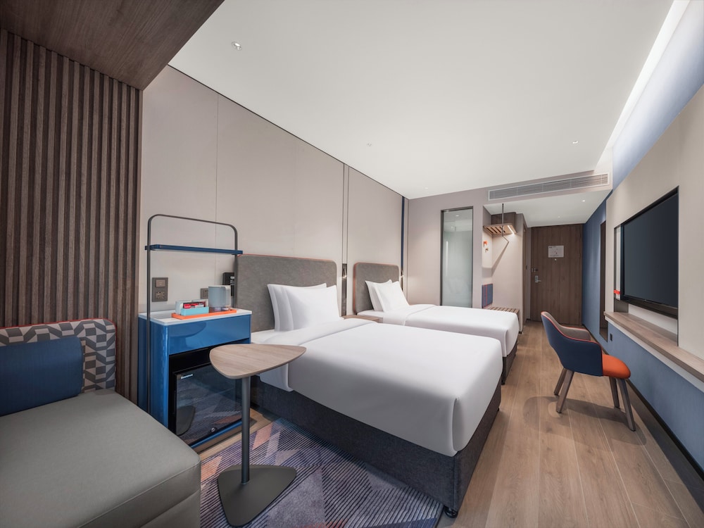 holiday inn express shanghai hongqiao linkong an ihg hotel
