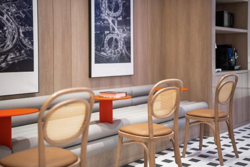 holiday inn express shanghai hongqiao linkong an ihg hotel