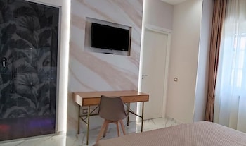 redamare suite