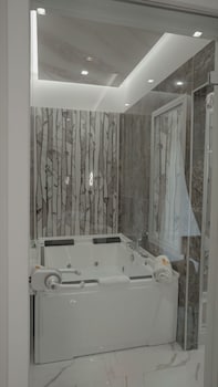 redamare suite