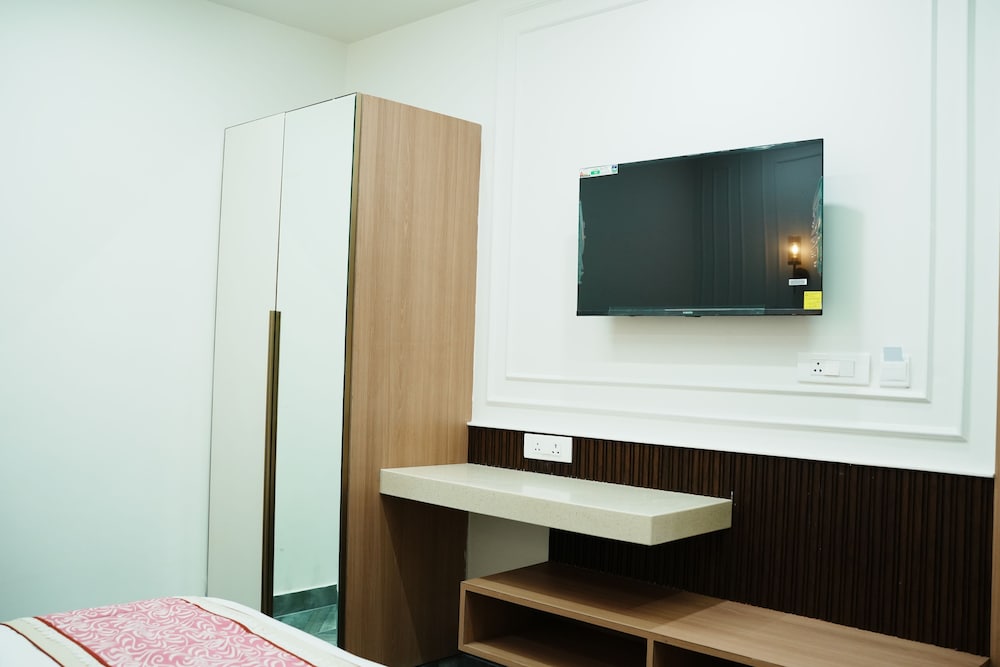 anaya retreat adults only