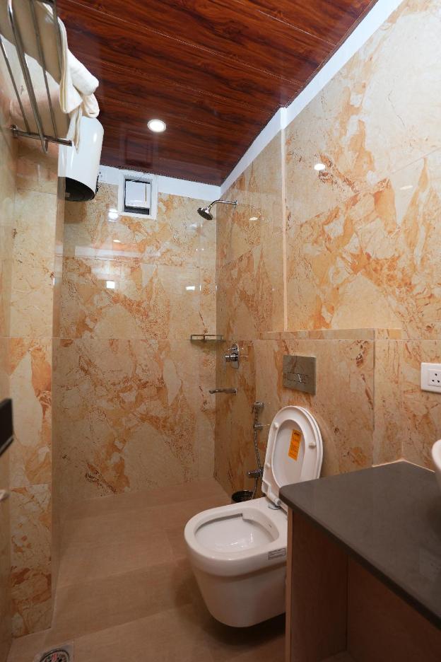 anaya retreat adults only