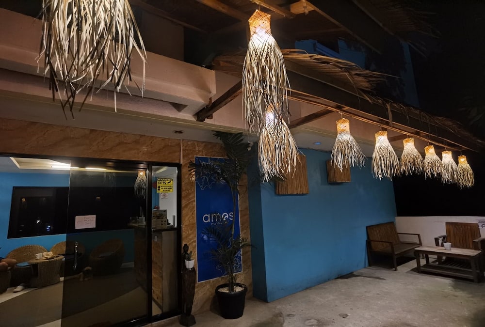 amos pili tree inn powered by cocotel
