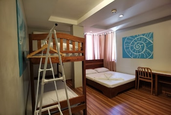 amos pili tree inn powered by cocotel