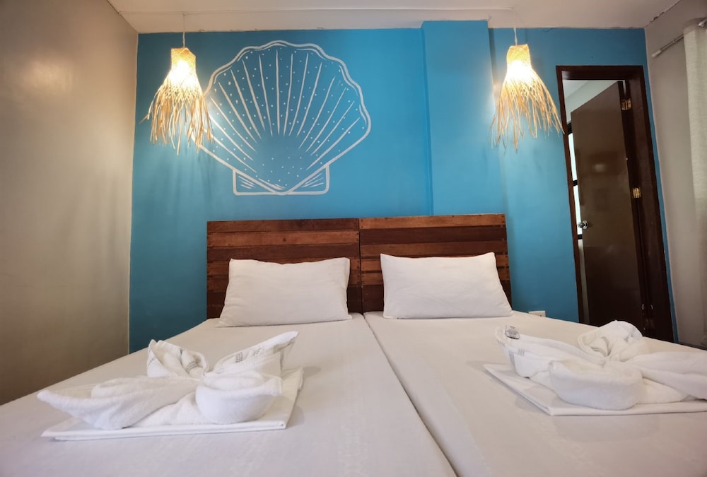 amos pili tree inn powered by cocotel