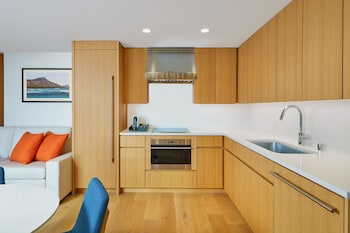 renaissance honolulu hotel and spa