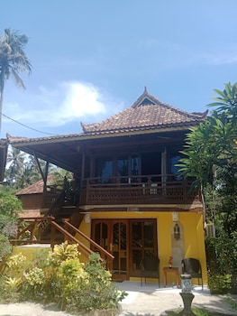 villa tenganan kura kura villas candidasa bali