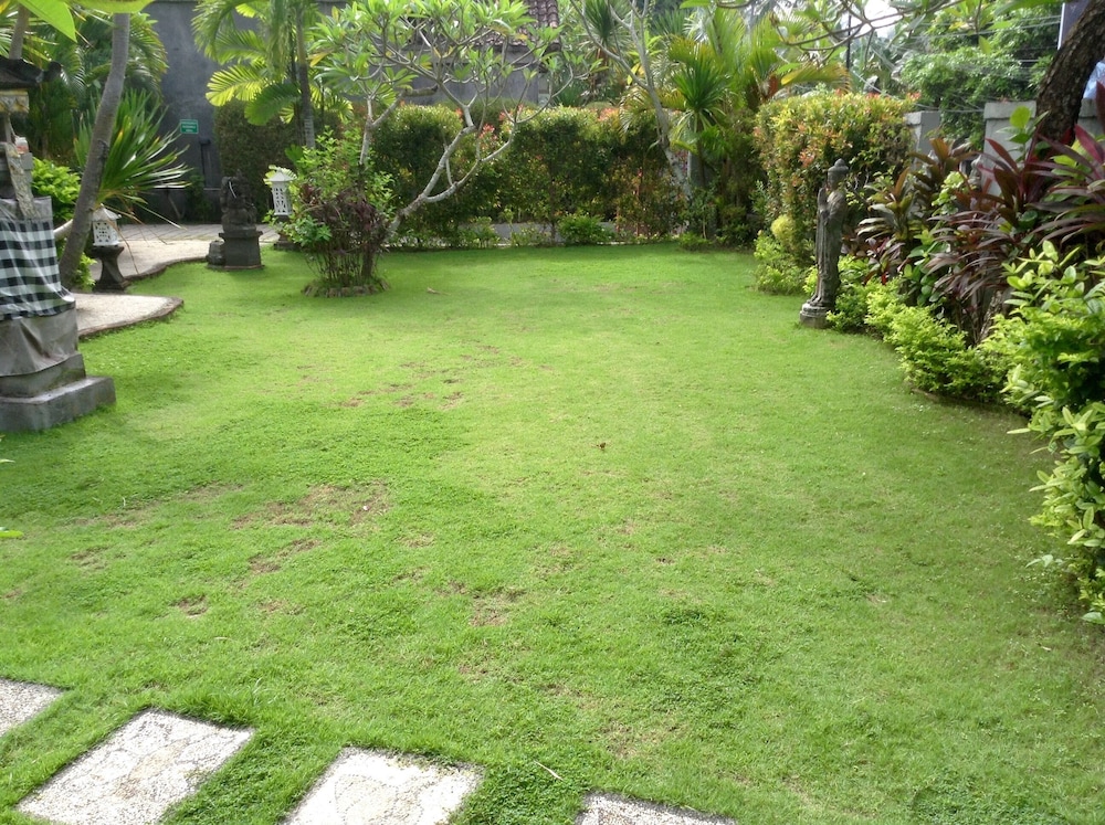 villa tenganan kura kura villas candidasa bali