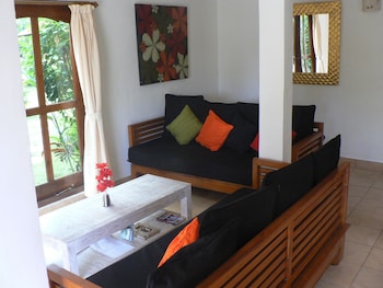villa tenganan kura kura villas candidasa bali