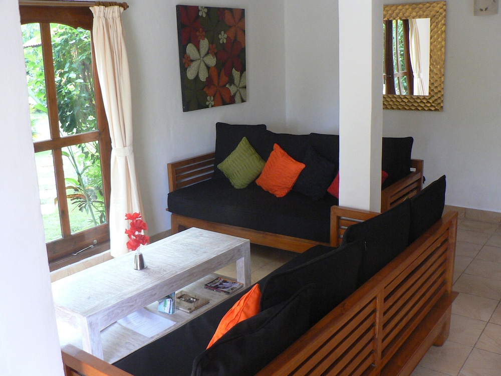 villa tenganan kura kura villas candidasa bali
