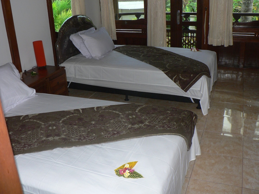 villa tenganan kura kura villas candidasa bali
