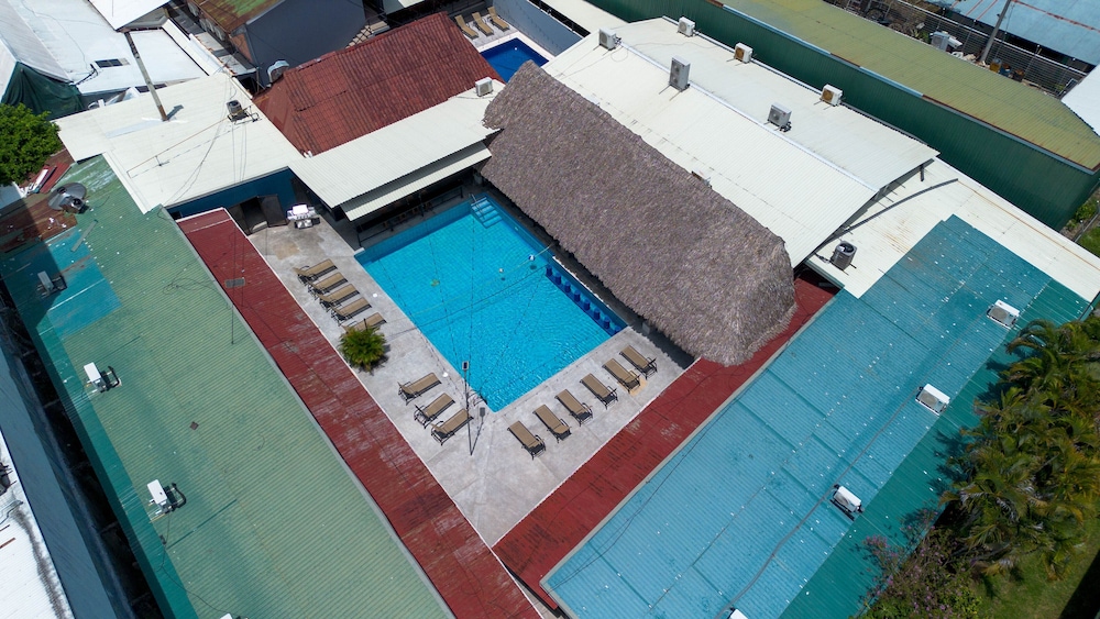 coconuts one nightclub and sports bar on site