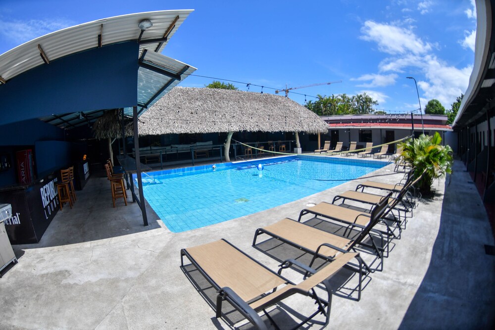coconuts one nightclub and sports bar on site