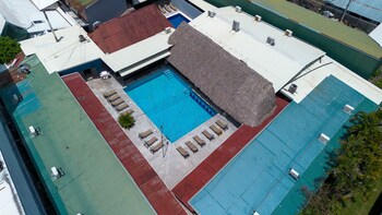 coconuts one nightclub and sports bar on site