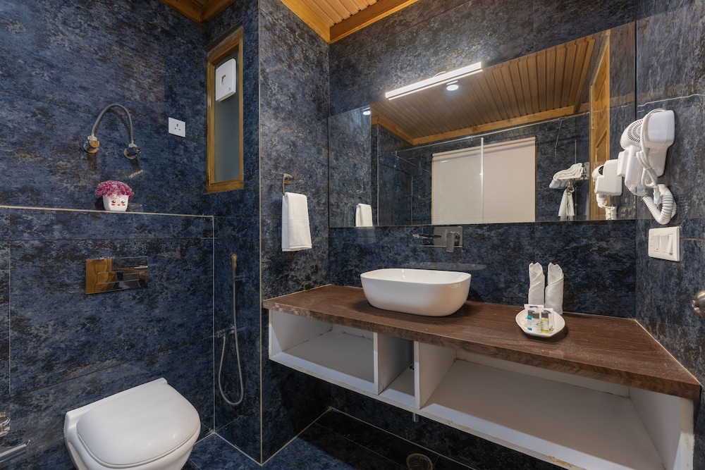 bradhi riverside resort jibhi