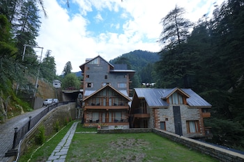 bradhi riverside resort jibhi