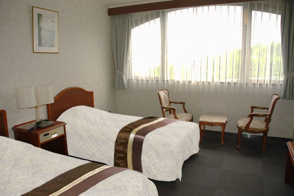 maizurucc hotel the loge