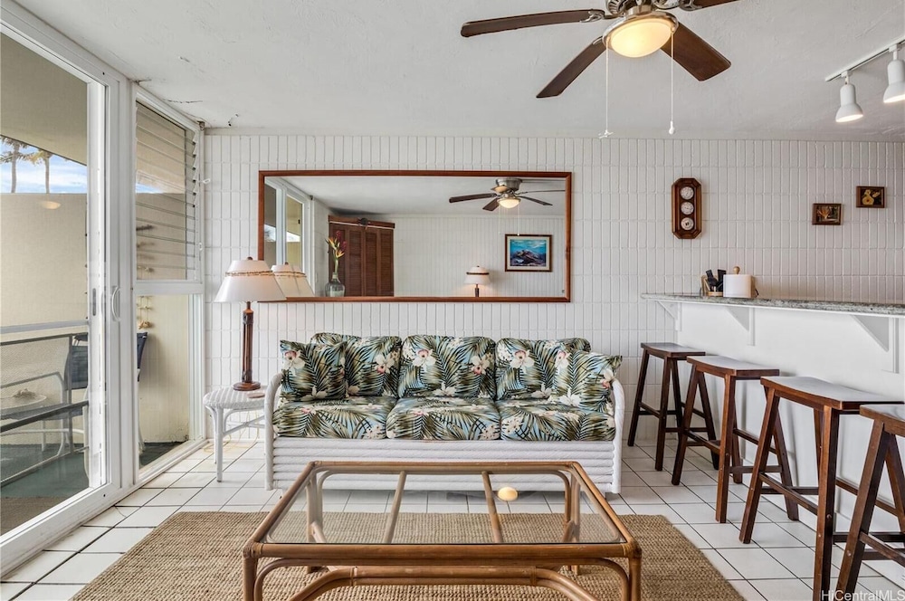 luxury oceanview punaluu condo