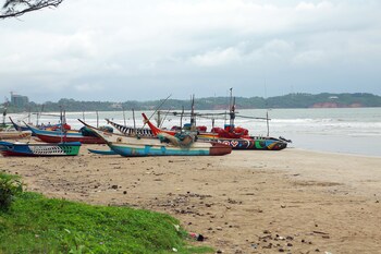 mzion hotel weligama