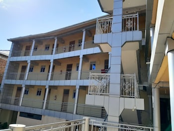 blue star apartments