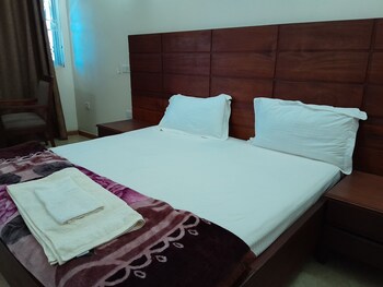 blue star apartments