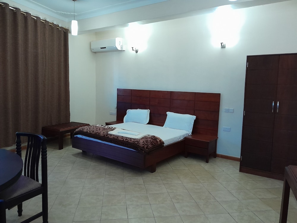 blue star apartments