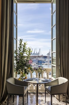 palazzo durazzo suites