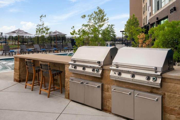 homewood suites by hilton grand prairie at epiccentral